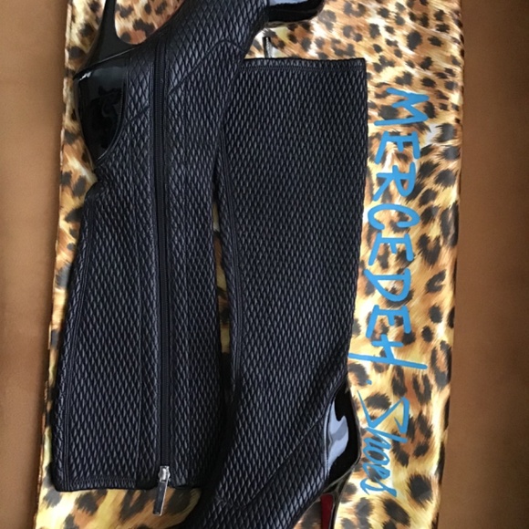 Designer boots - Picture 3 of 5